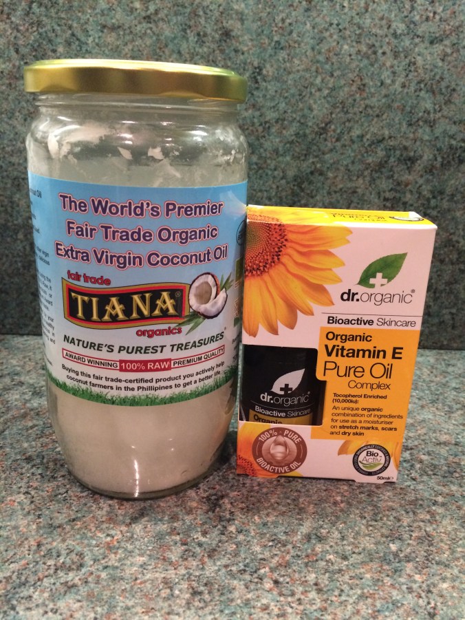 Coconut Oil and Vitamin E Oil